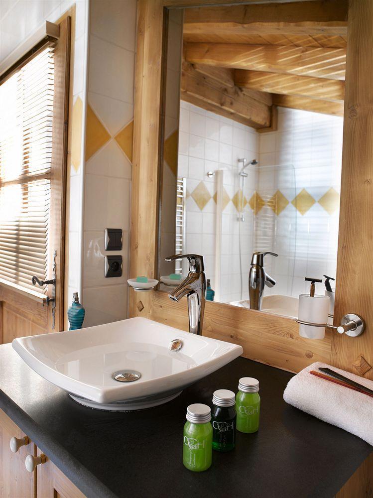 Cgh Residences & Spas Les Granges Du Soleil ラ・プラーニュ エクステリア 写真
