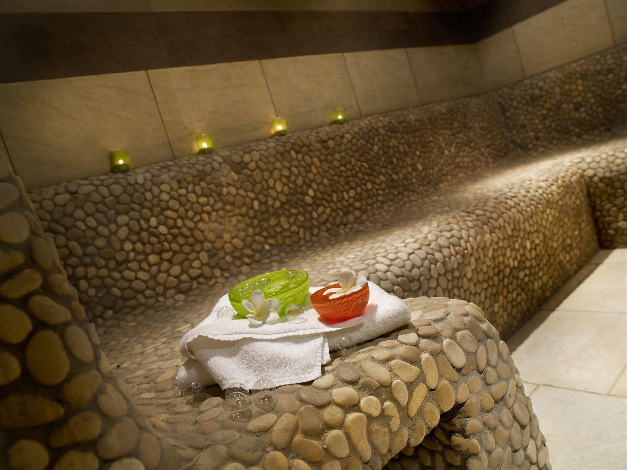 Cgh Residences & Spas Les Granges Du Soleil ラ・プラーニュ エクステリア 写真